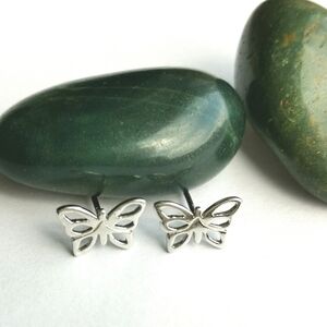 Sterling silver butterfly earrings studs 🆕